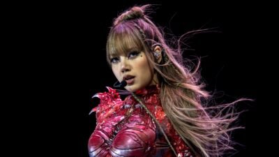 Lisa's Electric Coachella Performance 4K 5K Wallpaper