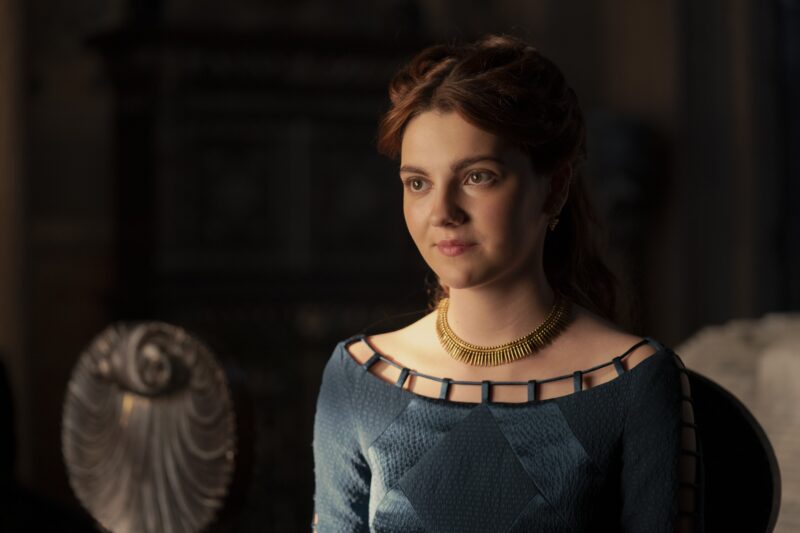 Alicent Hightower: Royal Gaze 4K Wallpaper