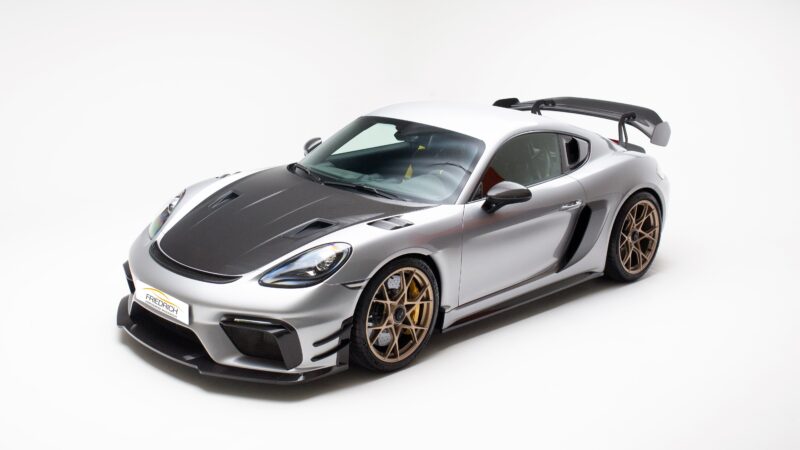 Porsche 718 Cayman GT4 RS: Pure Performance 4K 5K Wallpaper