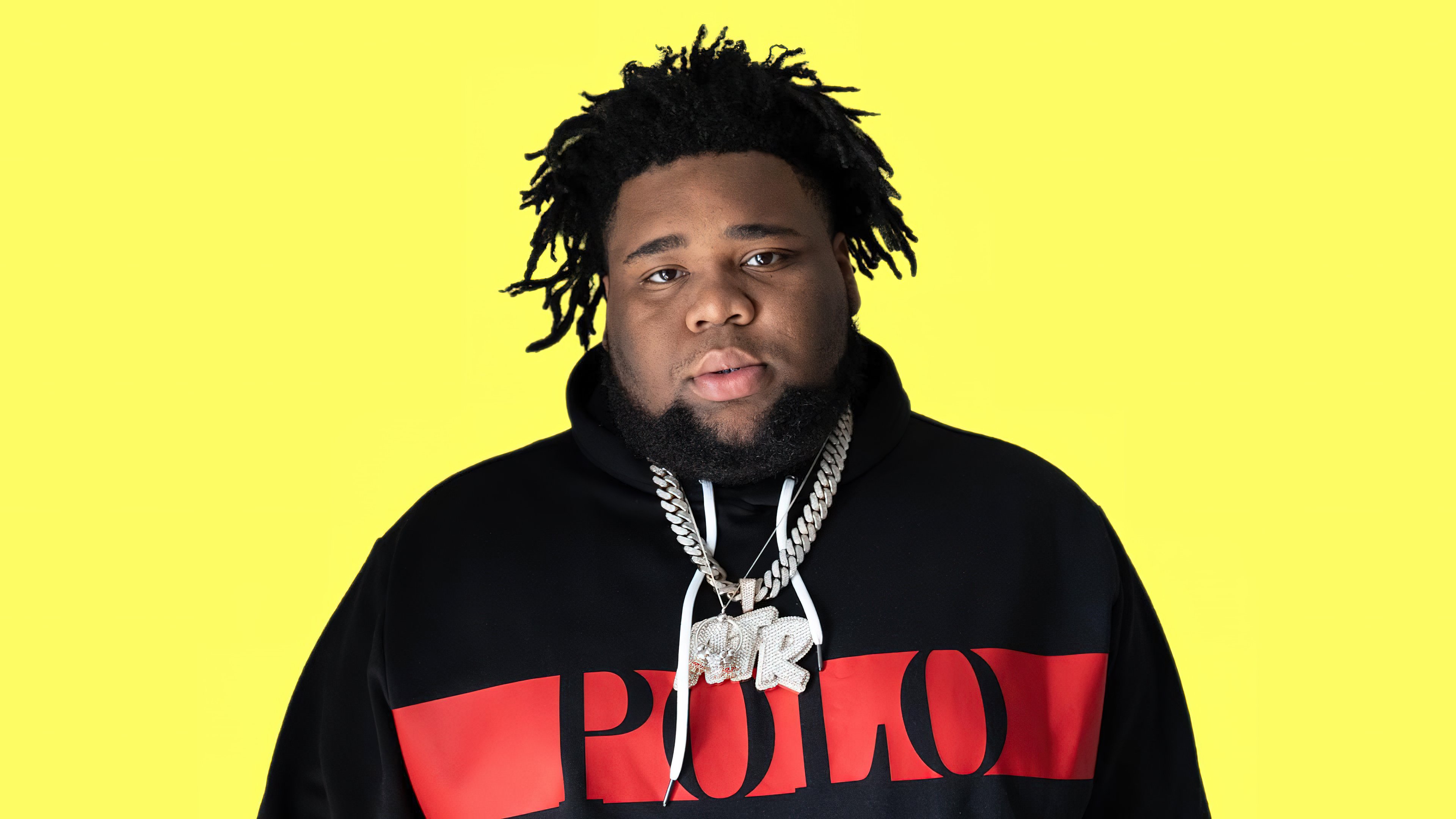 Rod Wave: Iconic Yellow Portrait 4K Wallpaper