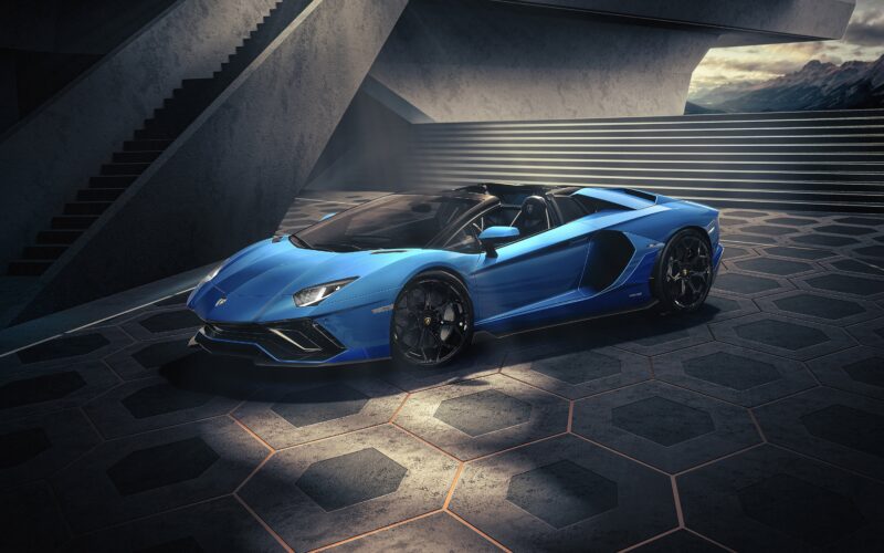 Aventador Ultimae: Lamborghini's Roadster Masterpiece 4K 5K Wallpaper