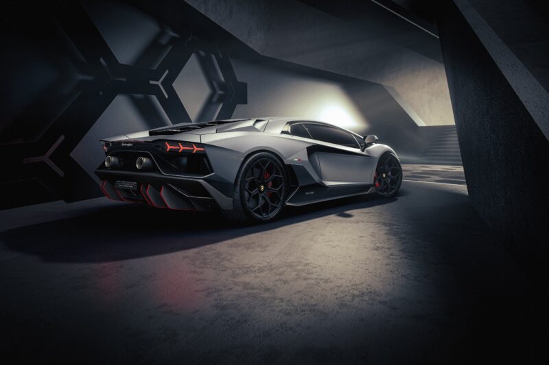 Lamborghini Aventador: Ultimate Dark Stance 4K Wallpaper
