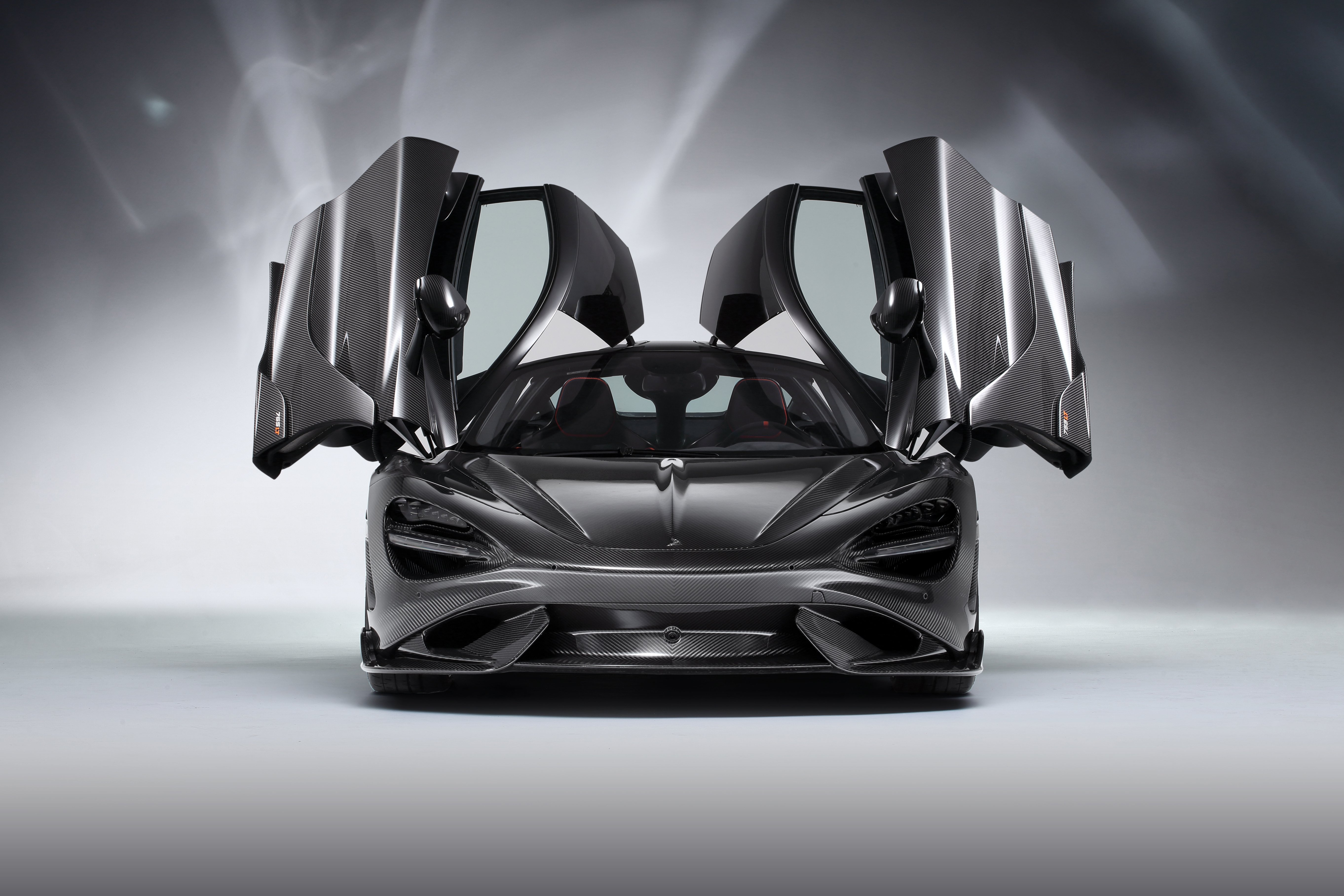 McLaren 765LT: Savage Carbon Supercar 4K 5K Wallpaper