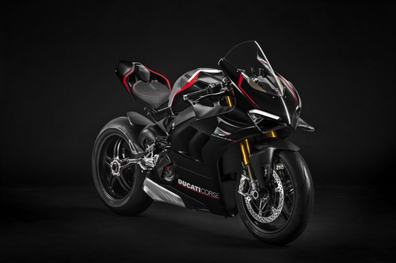 Ducati Panigale V4 SP: Dark Speed Machine 4K 5K 8K Wallpaper