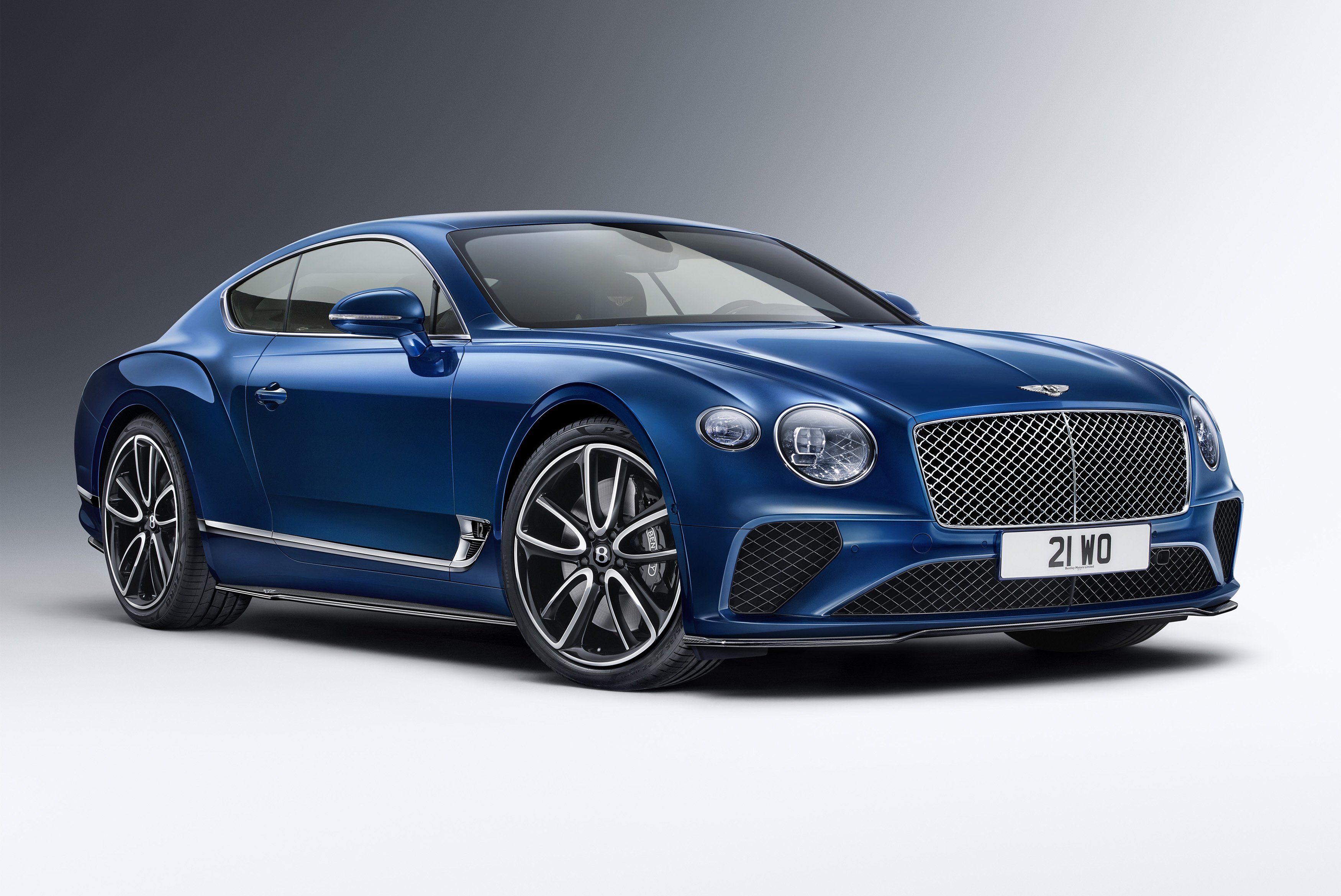 Bentley Continental GT: Pure Luxury Meets Power Wallpaper