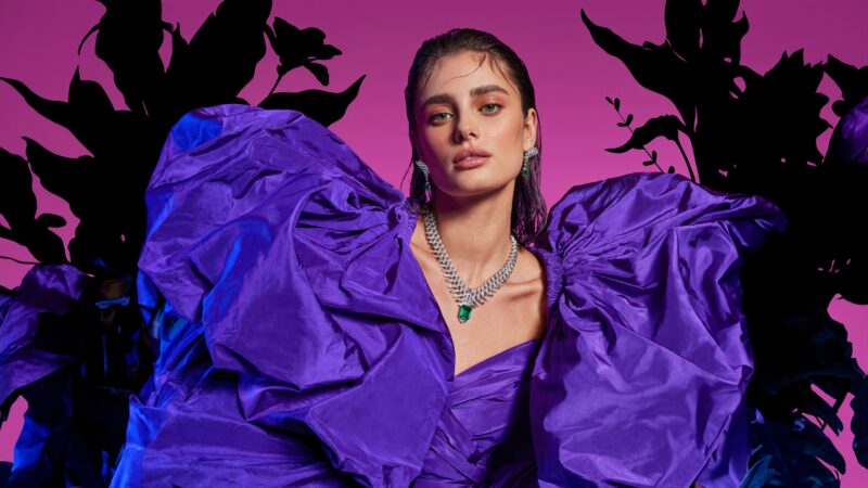 Taylor Hill: Regal Purple Glamour 4K 5K Wallpaper