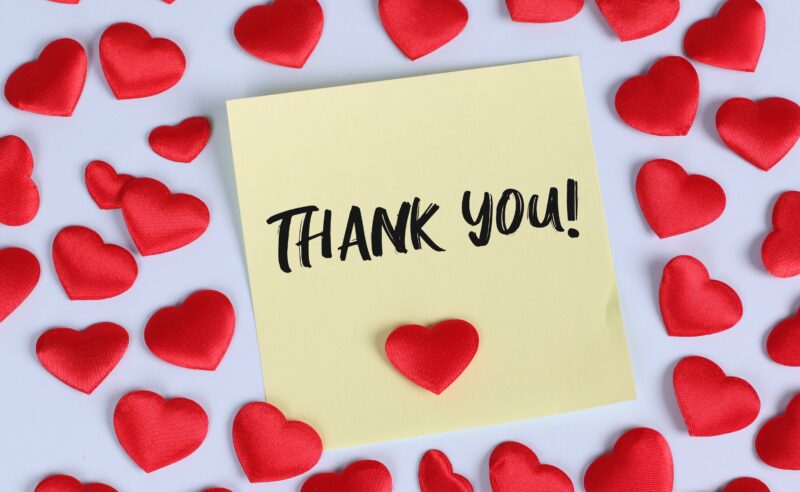 Red Hearts Say Thank You! 4K Wallpaper