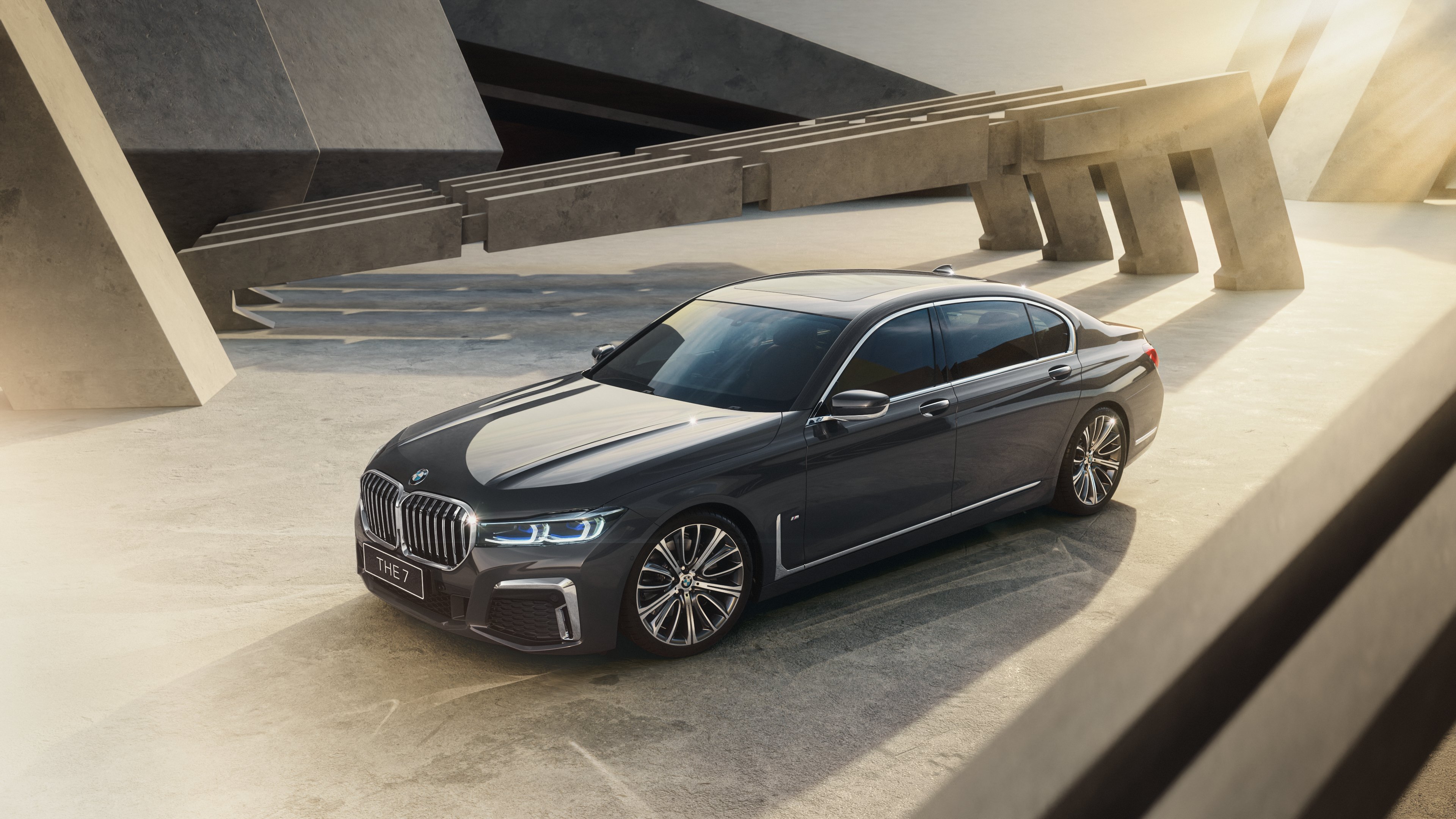 2021 BMW 740Li M Sport: Luxury Redefined 4K Wallpaper