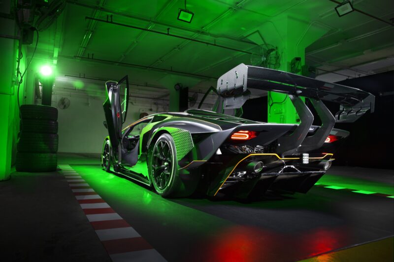 Lamborghini Essenza SCV12: Unleashed Racer 4K 5K Wallpaper