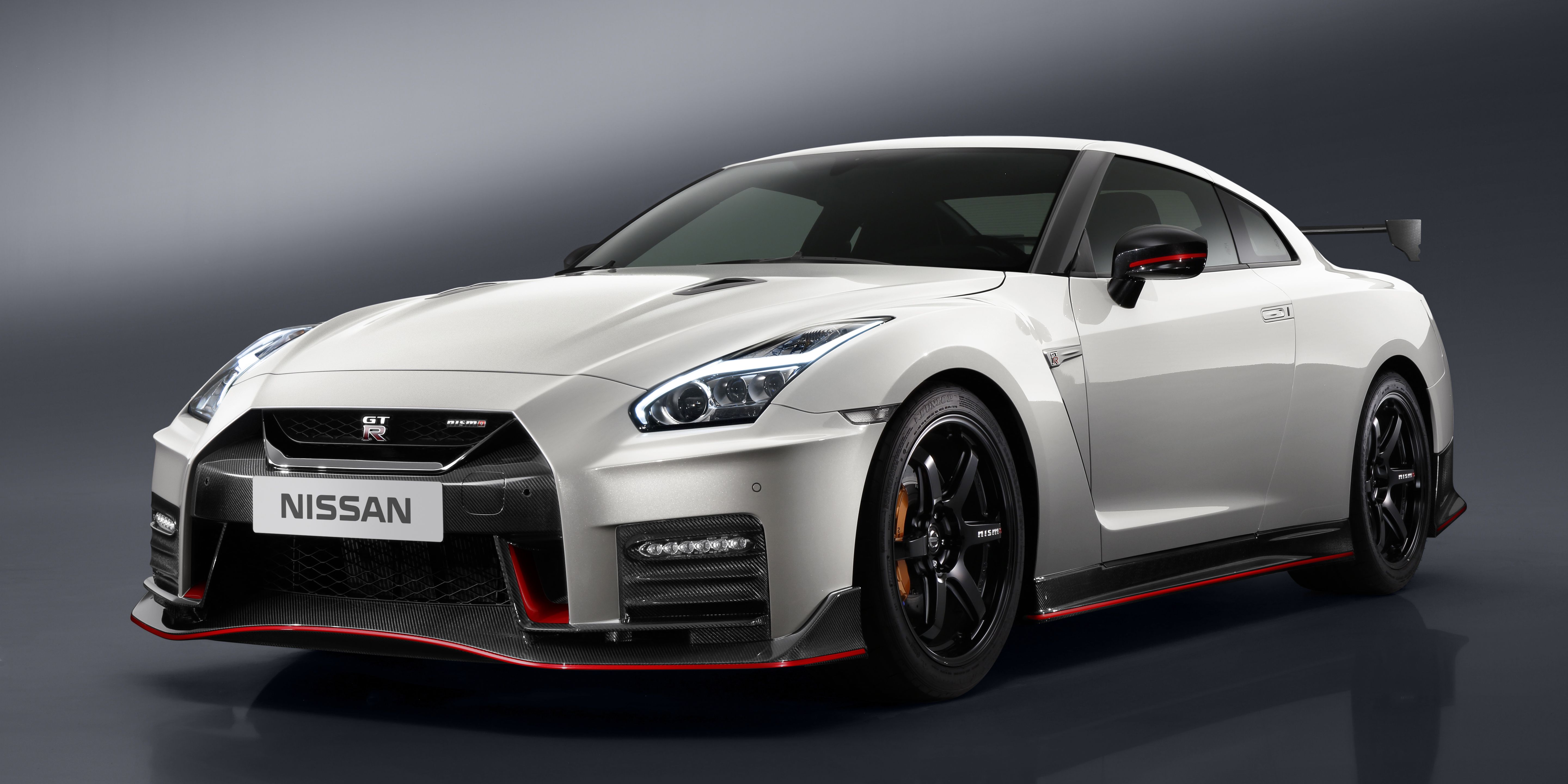 Nissan GT-R Nismo: Pure Performance Power 4K 5K Wallpaper