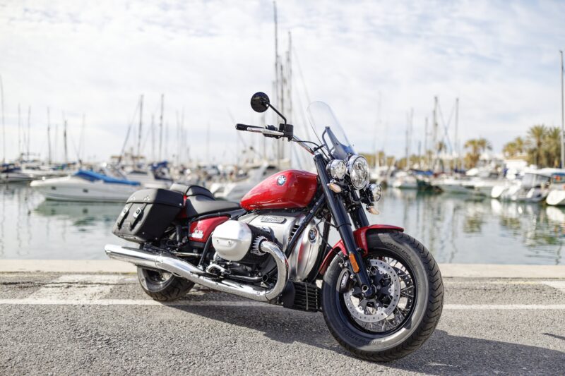 BMW R 18 Classic: Timeless Cruiser on Marina 4K 5K Wallpaper