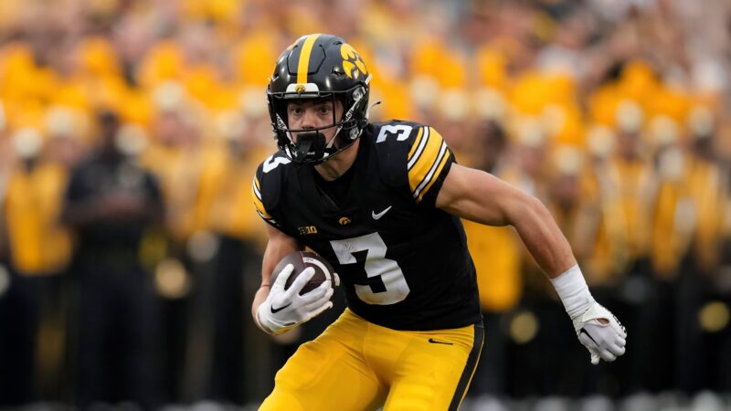 Cooper Dejean: Iowa's Gridiron Dynamo 4K 5K Wallpaper