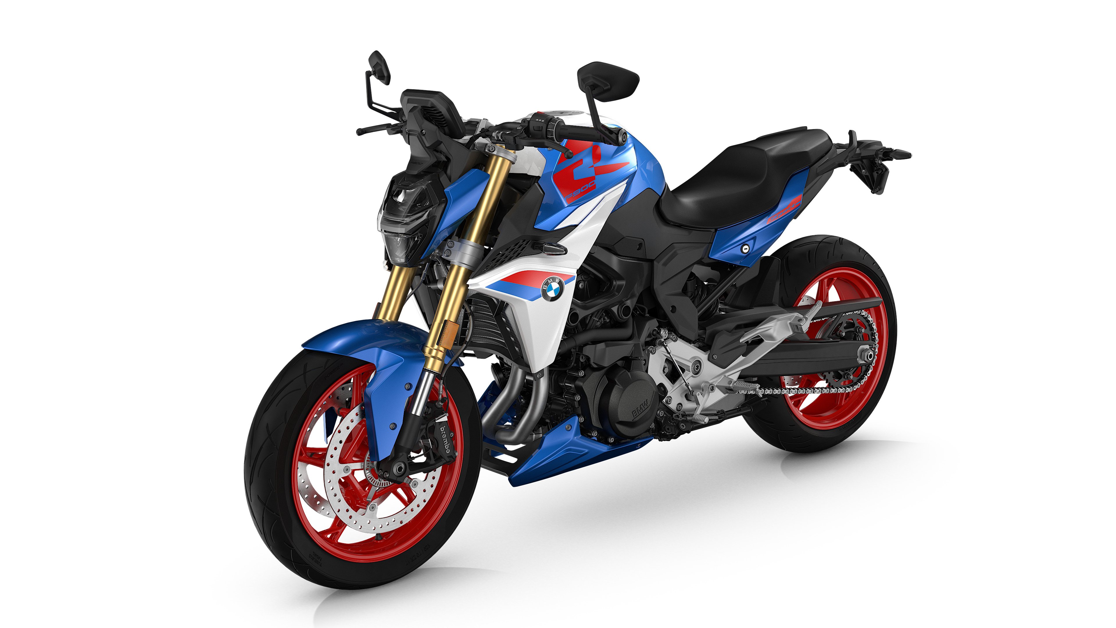 BMW F 900 R: Dynamic Sport Roadster 4K Wallpaper