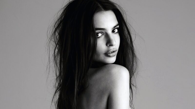 Emily Ratajkowski: Timeless Monochrome Beauty 4K 5K Wallpaper